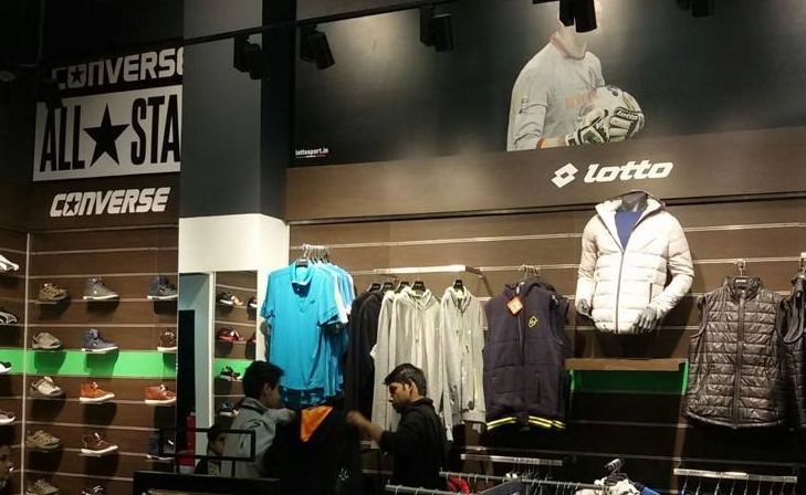 reebok showroom in t nagar